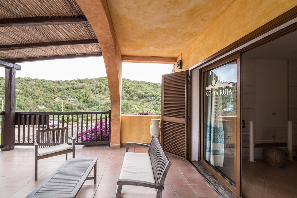 Residence Costa Ruja Portisco Exteriér fotografie