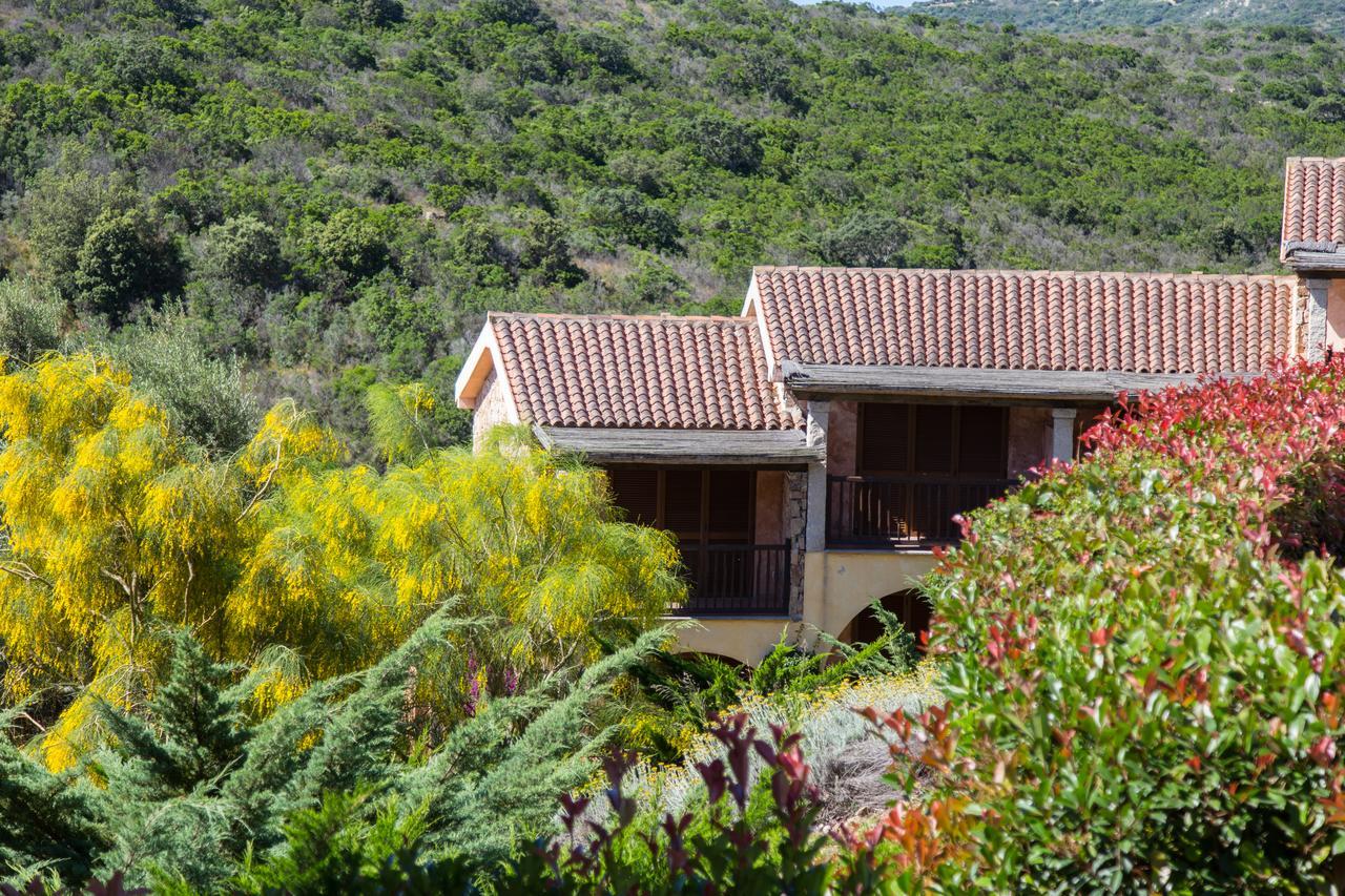 Residence Costa Ruja Portisco Exteriér fotografie