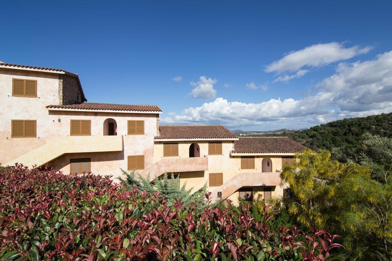 Residence Costa Ruja Portisco Exteriér fotografie