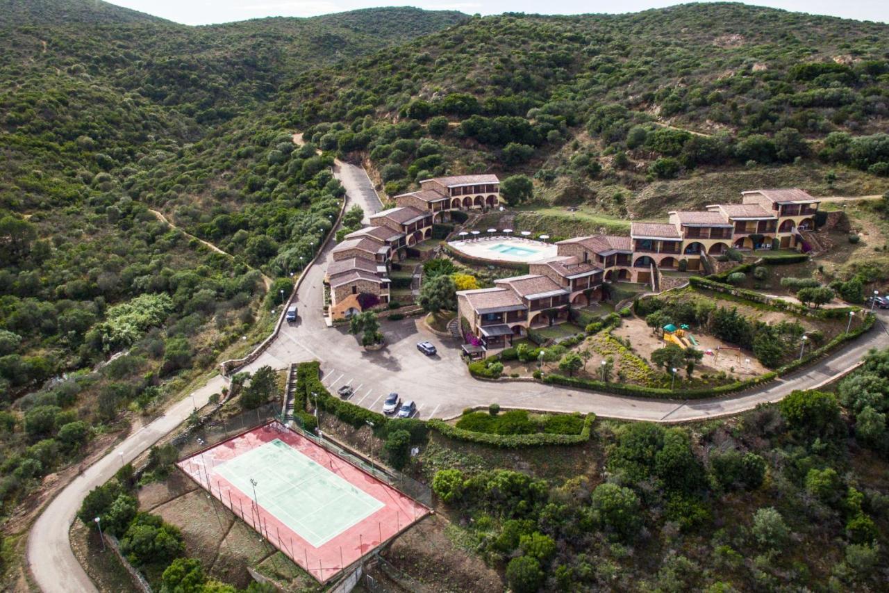 Residence Costa Ruja Portisco Exteriér fotografie
